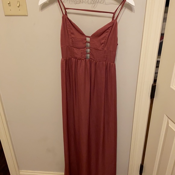 Backless Maxi Dress - Picture 4 of 4